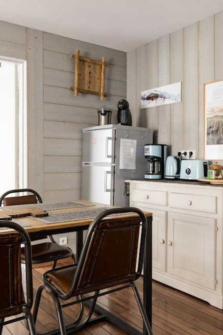 Appartement Centre Ville Wifi Parking Draps Fournis Cauterets Buitenkant foto
