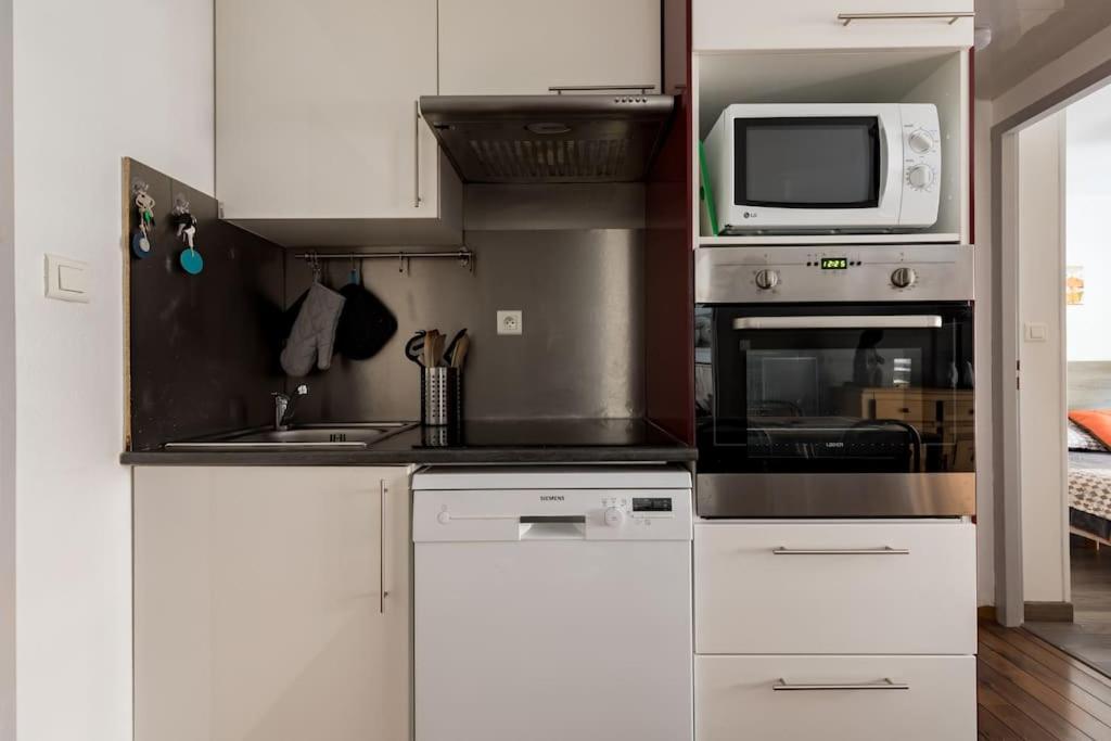 Appartement Centre Ville Wifi Parking Draps Fournis Cauterets Buitenkant foto