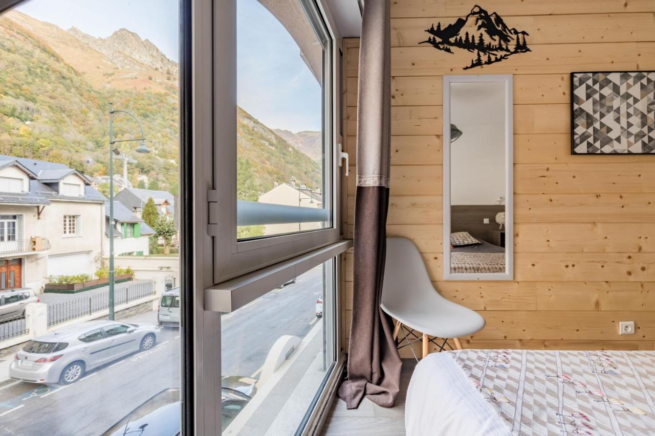 Appartement Centre Ville Wifi Parking Draps Fournis Cauterets Buitenkant foto