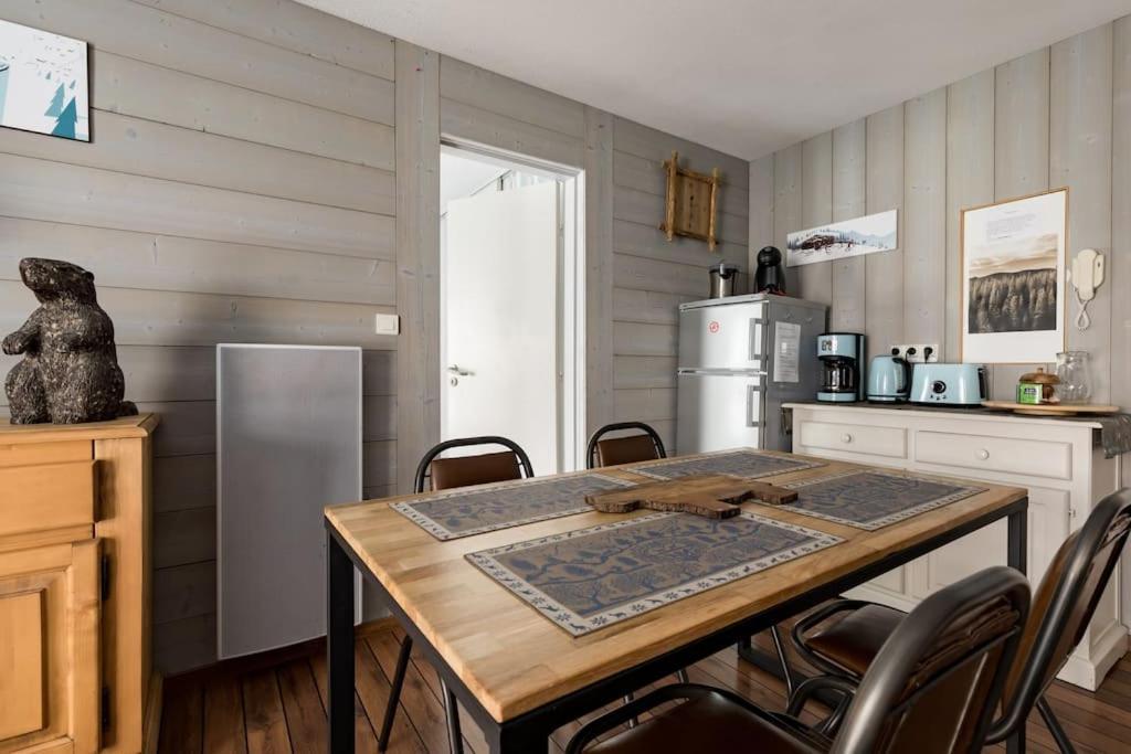 Appartement Centre Ville Wifi Parking Draps Fournis Cauterets Buitenkant foto