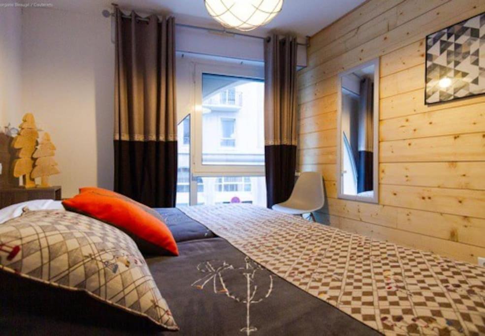 Appartement Centre Ville Wifi Parking Draps Fournis Cauterets Buitenkant foto