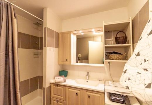 Appartement Centre Ville Wifi Parking Draps Fournis Cauterets Buitenkant foto