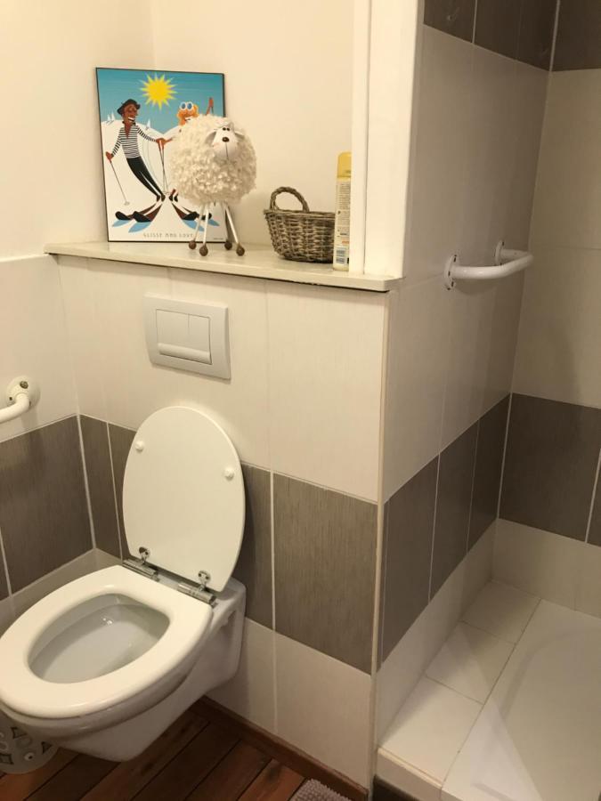 Appartement Centre Ville Wifi Parking Draps Fournis Cauterets Buitenkant foto